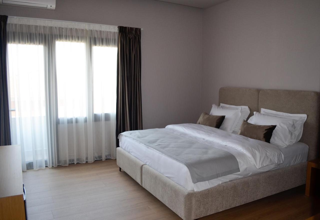N'Peze Hotel Ljaknasi Kültér fotó