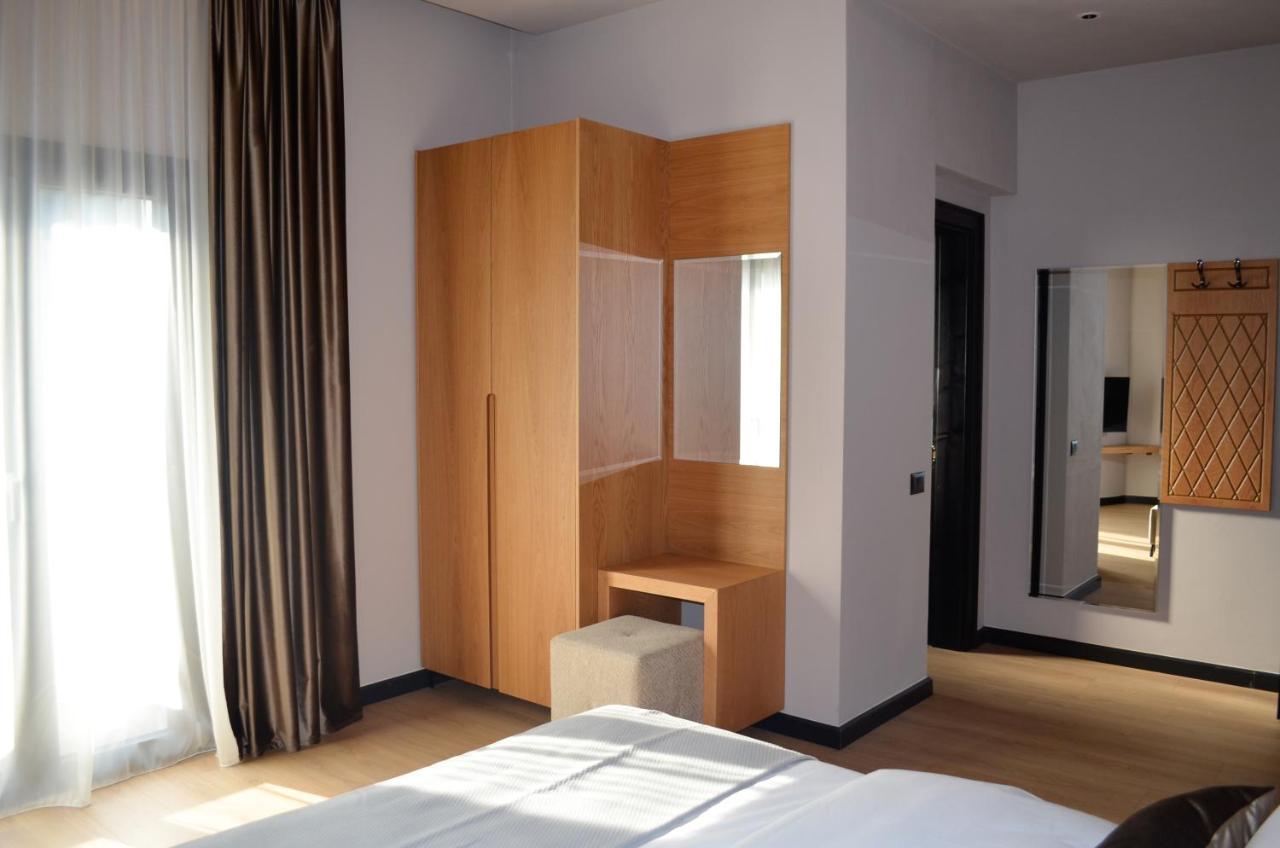 N'Peze Hotel Ljaknasi Kültér fotó